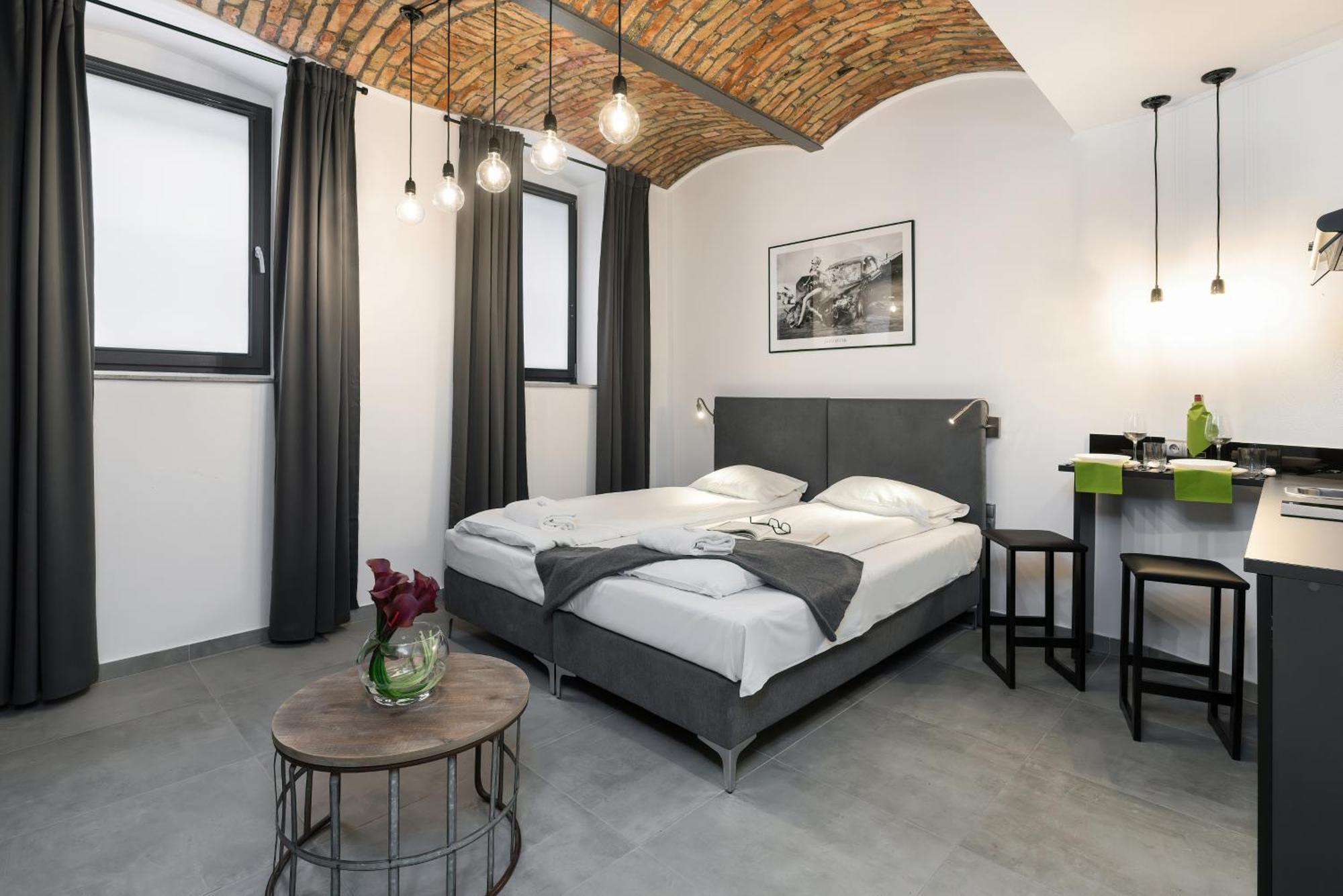 Level -1 Loft Apartments City Center By Renters Posen Exterior foto